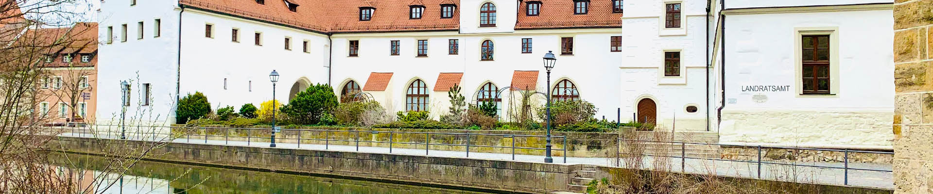 Landratsamt / Rosengarten